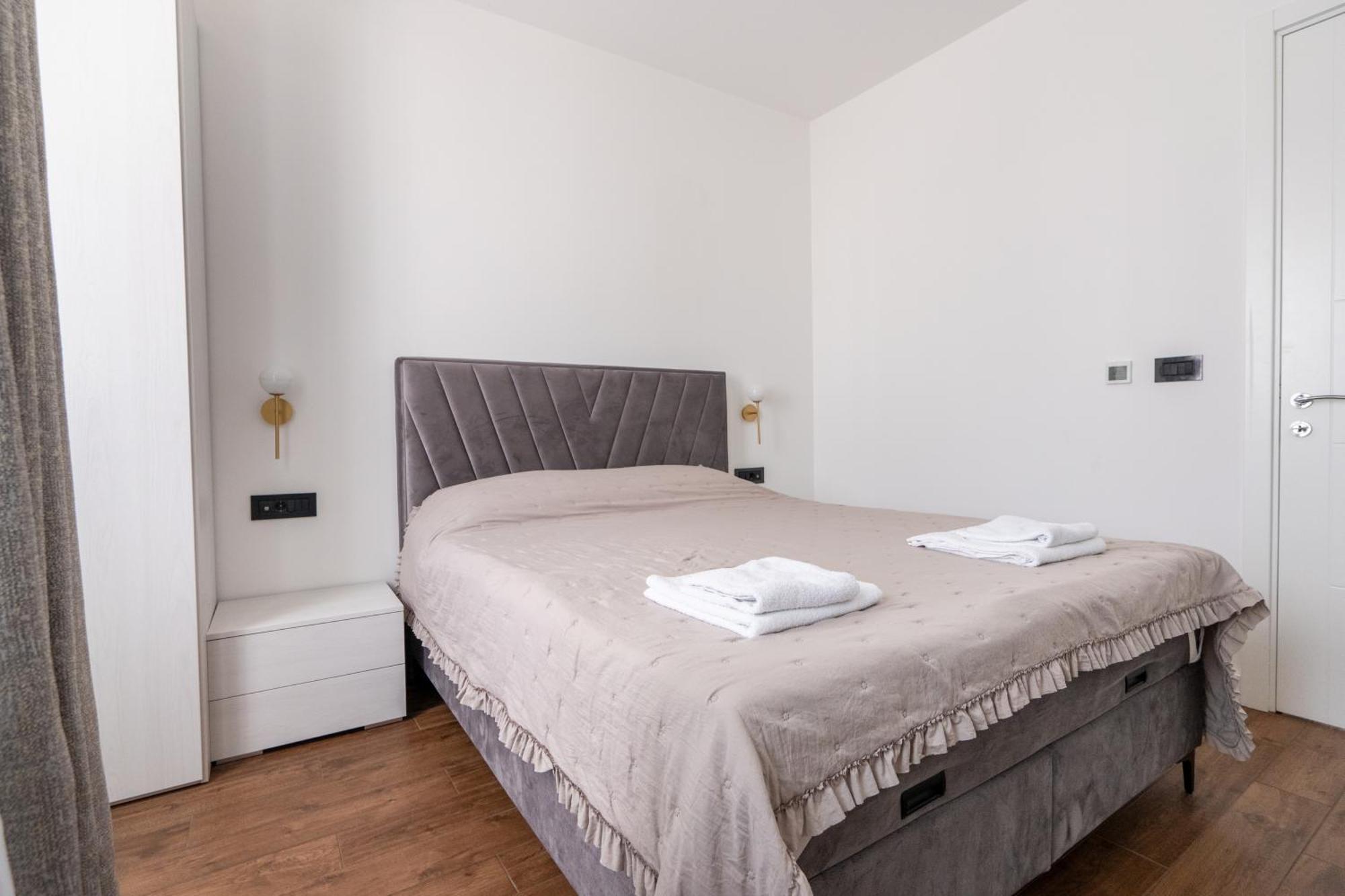 Kondina Suites Belgrade Exterior photo